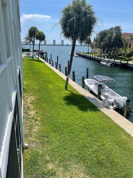 120 Lehane Terrace Unit 206, North Palm Beach, FL 33408