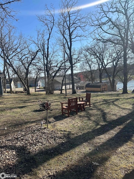 103 North Dr, Montezuma, IA 50171