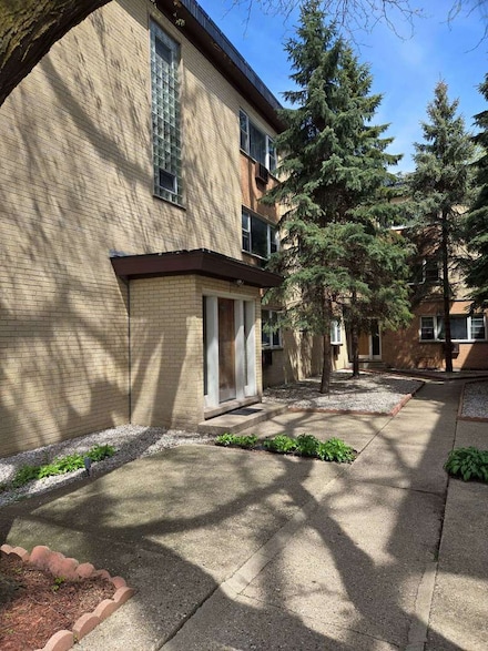 1714 W Touhy Ave Unit D1N, Chicago, IL 60626