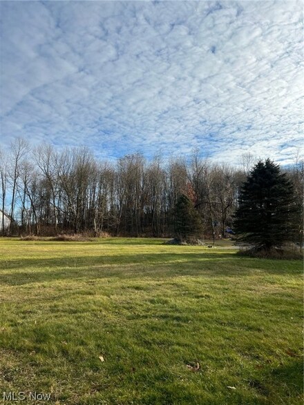 6949 Van Buren Rd, Clinton, OH 44216