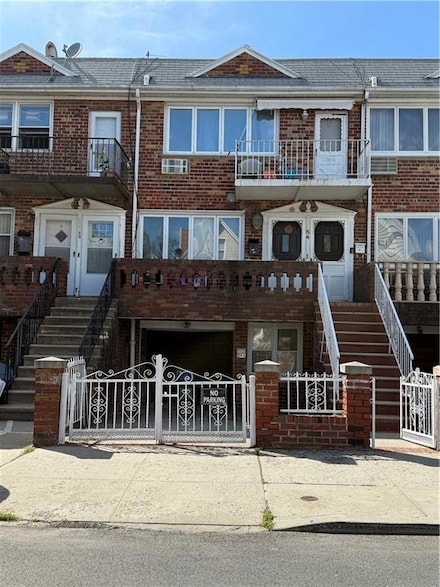 54 Bay 22nd St, Brooklyn, NY 11214