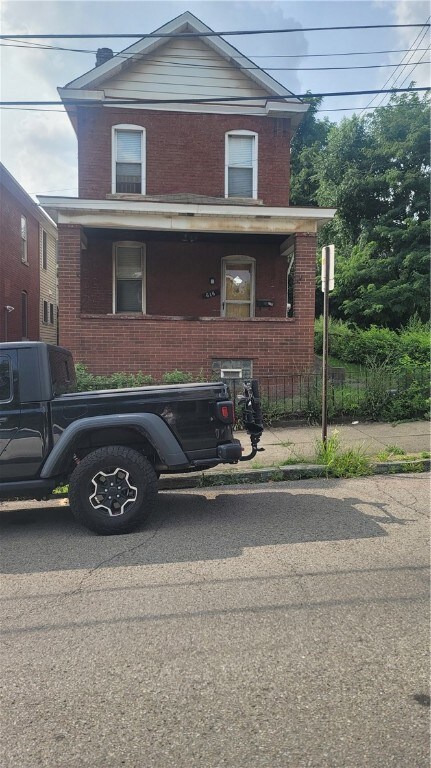 616 Corey Ave, Braddock, PA 15104