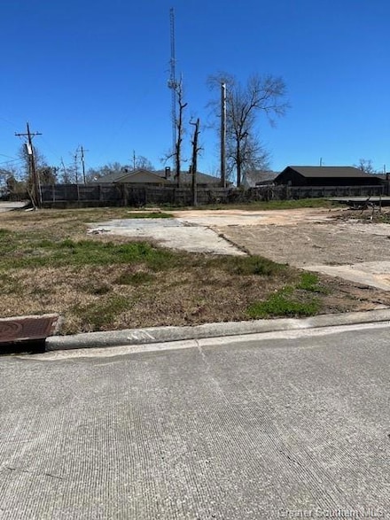 401 E Krause St, Westlake, LA 70669