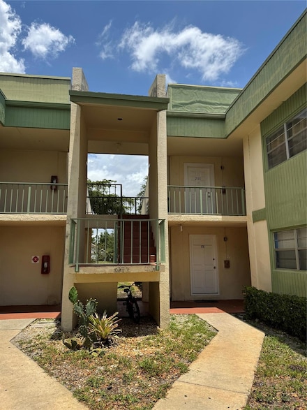 4116 NW 88th Ave Unit 201, Coral Springs, FL 33065