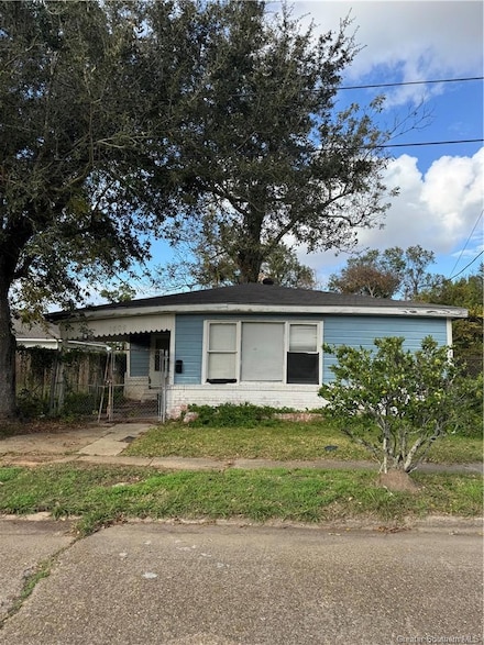 1609 Pine St, Lake Charles, LA 70601
