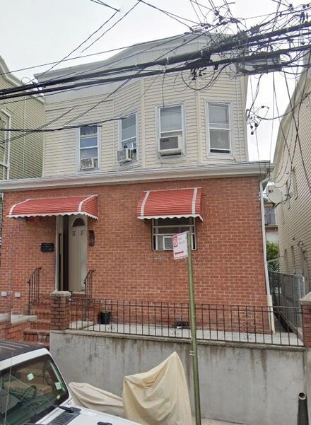 32-21 106th St, East Elmhurst, NY 11369