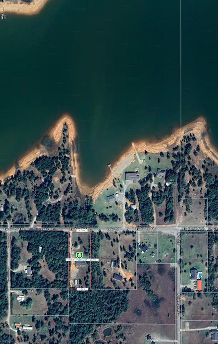 31807 Lake Rd, Shawnee, OK 74801
