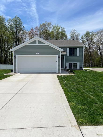 336 Lotz Ct, Wayland, MI 49348