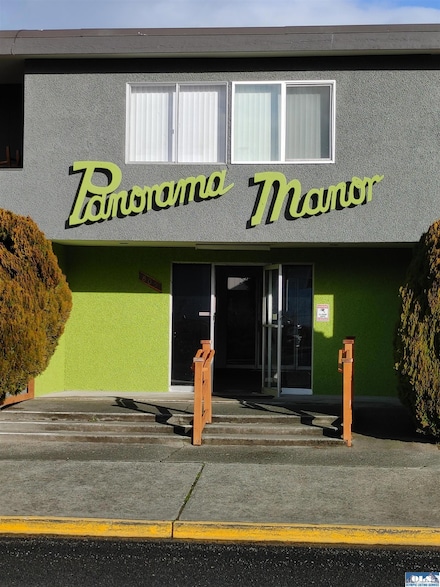 805 E 5th St, Port Angeles, WA 98362