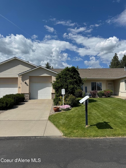945 W Woodlawn Dr, Hayden, ID 83835
