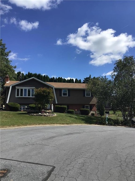29 W Sylvan Dr, Northampton, PA 18067