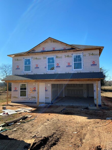 2120 Alden Dr, Dalzell, SC 29040