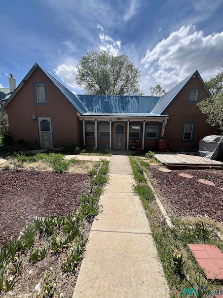 1007 Union St, Las Vegas, NM 87701