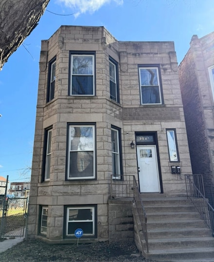 3843 W Fillmore St, Chicago, IL 60624