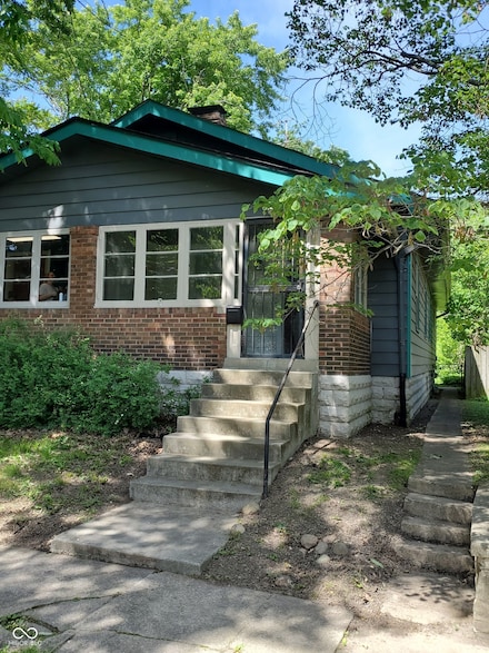 136 Johnson Ave, Indianapolis, IN 46219
