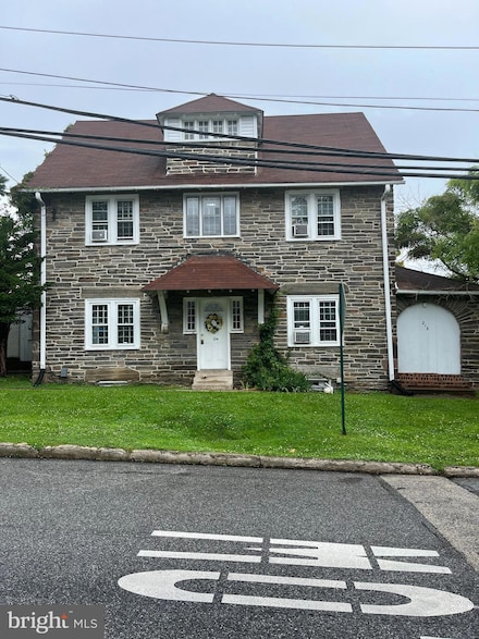 218 Landover Rd Unit 1, Bryn Mawr, PA 19010