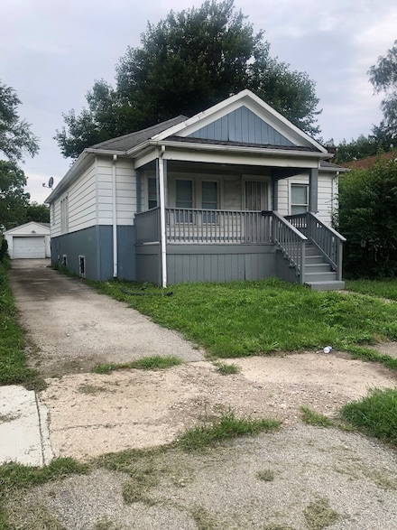 1326 Shields Ave, Chicago Heights, IL 60411