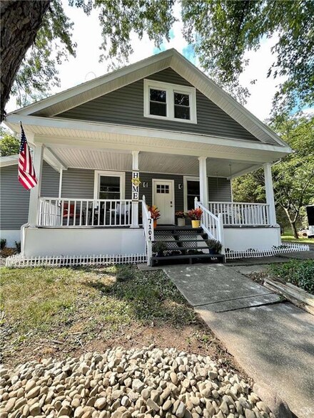 7104 Main St, Bangor, PA 18013
