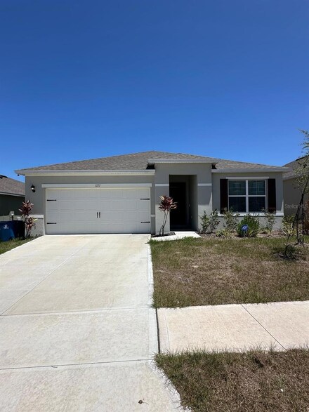 1727 Buckeye Rd, Davenport, FL 33837