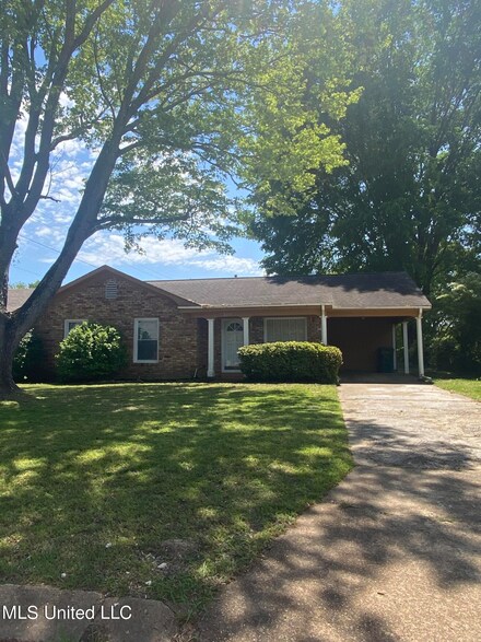 2273 Ashland Dr, Southaven, MS 38671