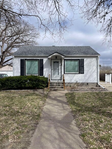 1638 20th St, Columbus, NE 68601