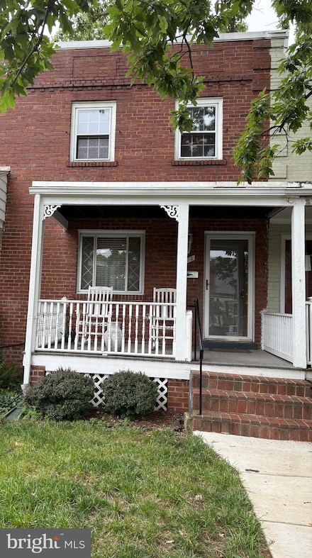3013 Manning St, Alexandria, VA 22305