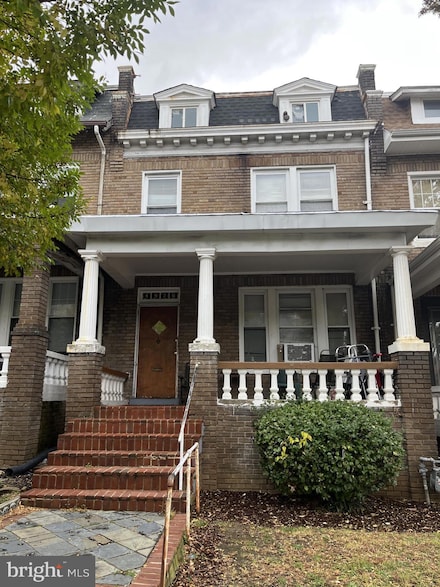 4926 9th St NW, Washington, DC 20011