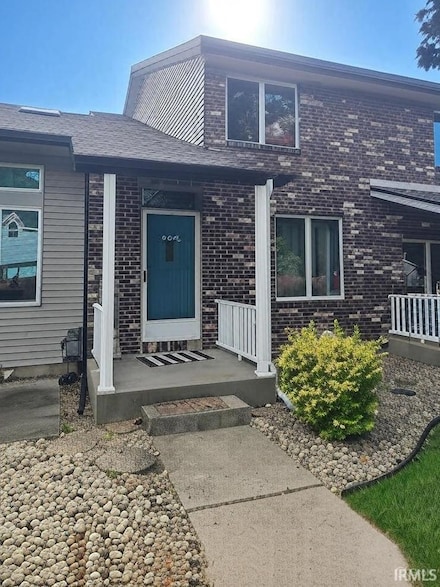 2107 Cambridge Dr Unit B, Goshen, IN 46528