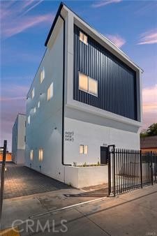 8418 S Main St, Los Angeles, CA 90003