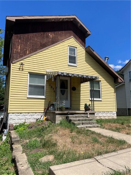 1076 White Cloud Rd, Apollo, PA 15613