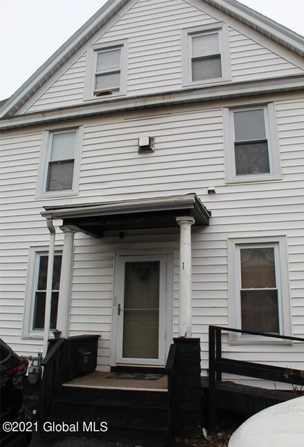 1 Eagle St, Schenectady, NY 12307