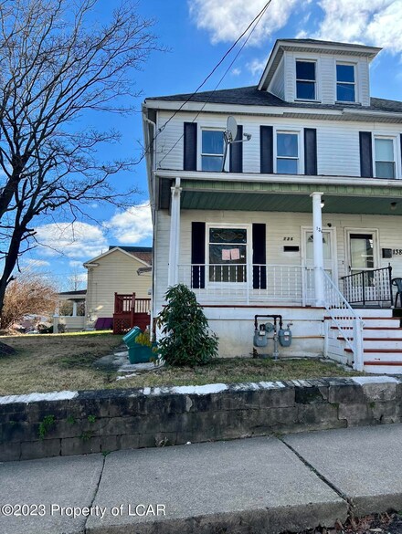 136 Vine St, Pittston, PA 18640