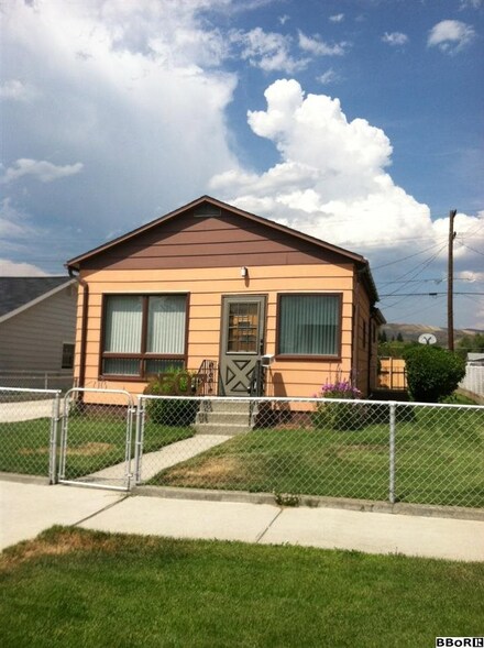 2507 Elm St, Butte, MT 59701