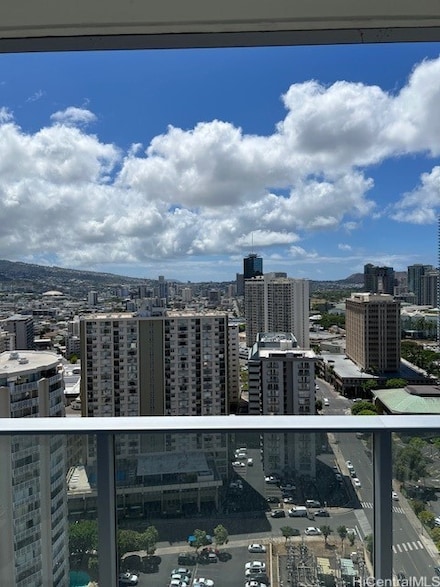 629 Keeaumoku St Unit 2405, Honolulu, HI 96814