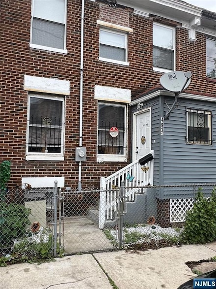 493 1/2 Avon Ave, Newark, NJ 07108