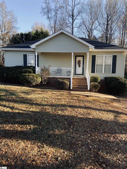 27 Susan Dr, Piedmont, SC 29673