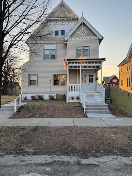 2441 N 1st St, Milwaukee, WI 53212