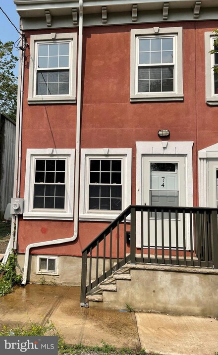 74 Hart Ave, Trenton, NJ 08638