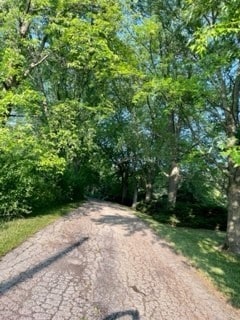 32865 N Us Highway 12, Volo, IL 60041