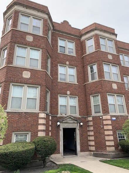 118 S Austin Blvd Unit 1, Oak Park, IL 60304