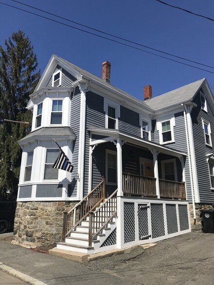 30 Balcomb St, Salem, MA 01970
