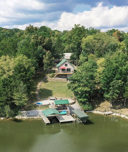 445 Elk Lake Resort Rd Unit 883 1577-79, Owenton, KY 40359