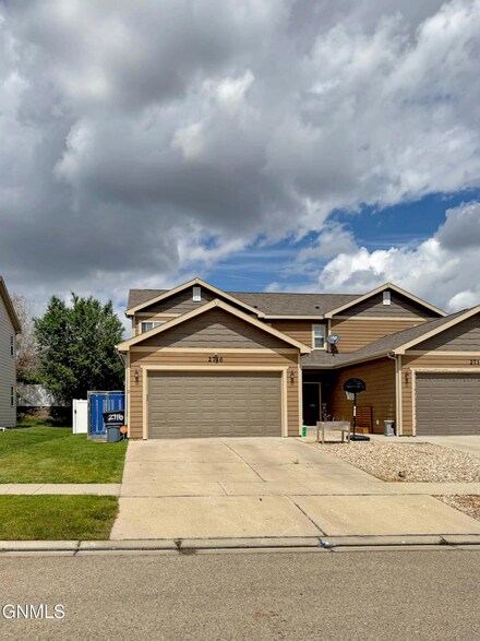 2716 23rd St W, Williston, ND 58801