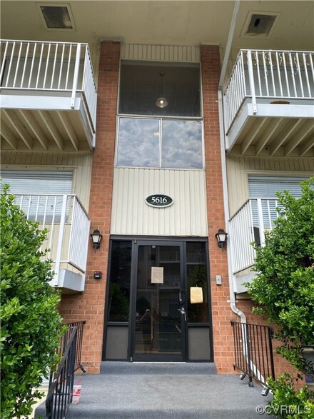 5616 Crenshaw Rd Unit 932, Richmond, VA 23227