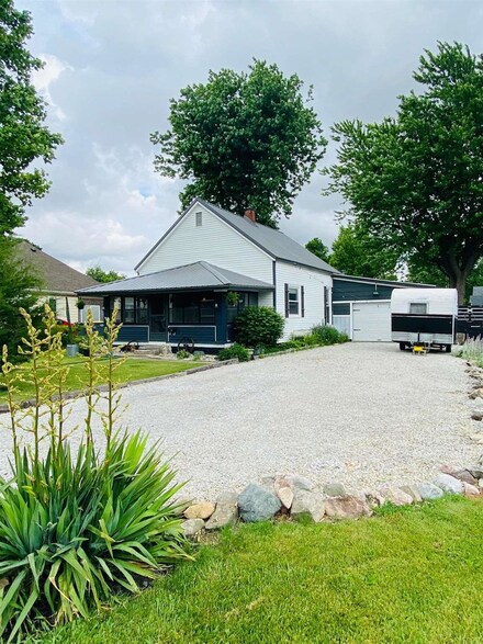 421 Green St, Tipton, IN 46072