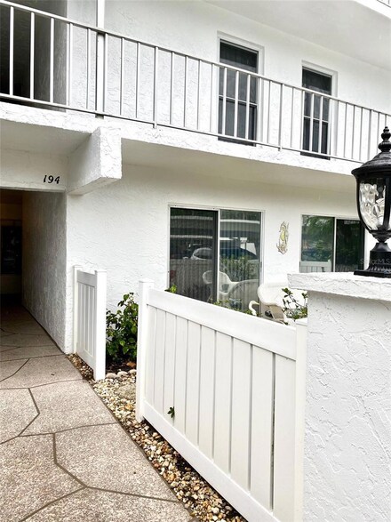 1655 S Highland Ave Unit 194, Clearwater, FL 33756