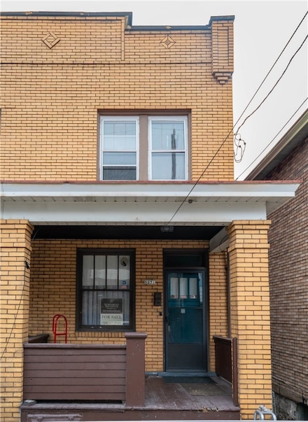 827 1/2 Frank St, Mc Kees Rocks, PA 15136