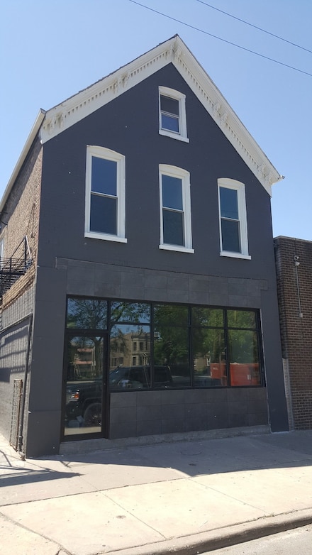 3436 S Western Ave, Chicago, IL 60608