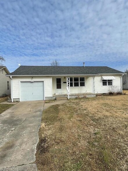 3115 Dirr Ave, Parsons, KS 67357