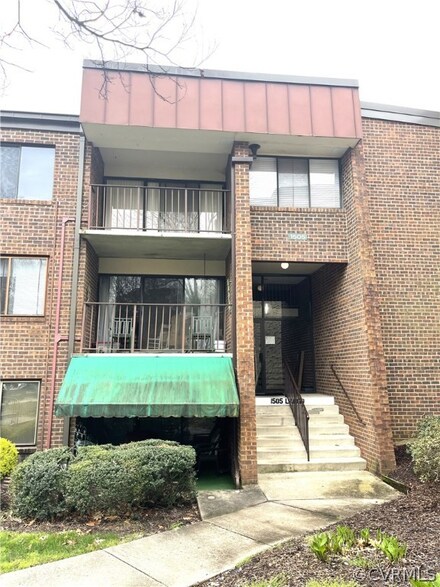 1505 Largo Rd Unit 302, Henrico, VA 23238